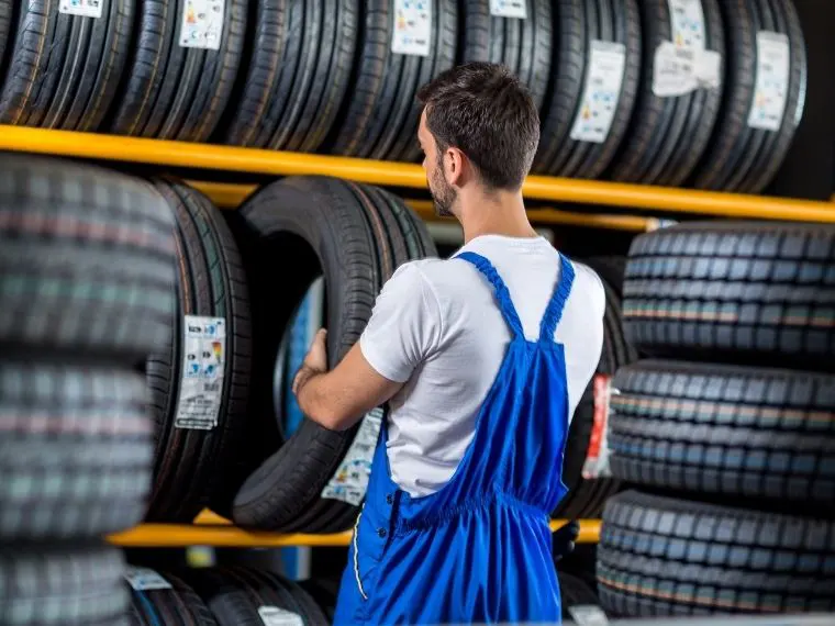 Zeytinburnu Oto Lastikçi